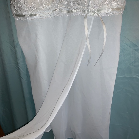 Sexy white/light blue Teddy - Picture 3 of 5